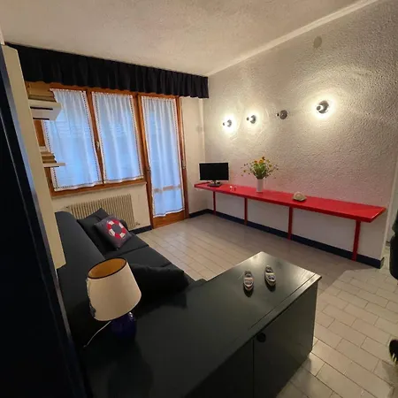 With Large Terrace Near The Sea Apartamento Lignano Sabbiadoro