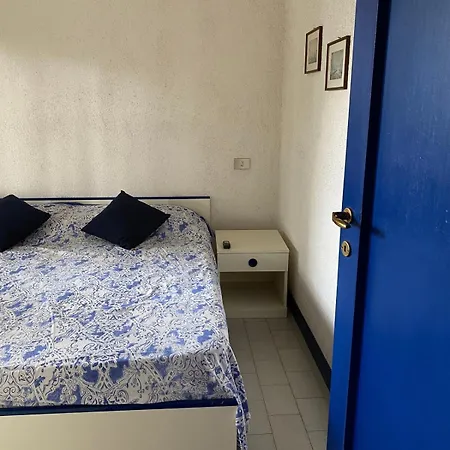 Apartamento With Large Terrace Near The Sea *